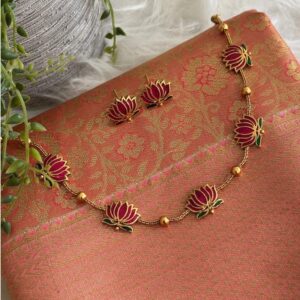 Elegant Lotus Design Necklace & Stud Earrings Jewellry